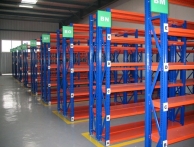 the advantages of the versatile v steel shelf