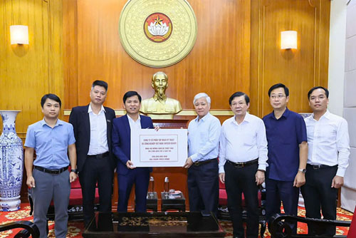 nguyen tac 11  co tam long nhan ai va chan thanh